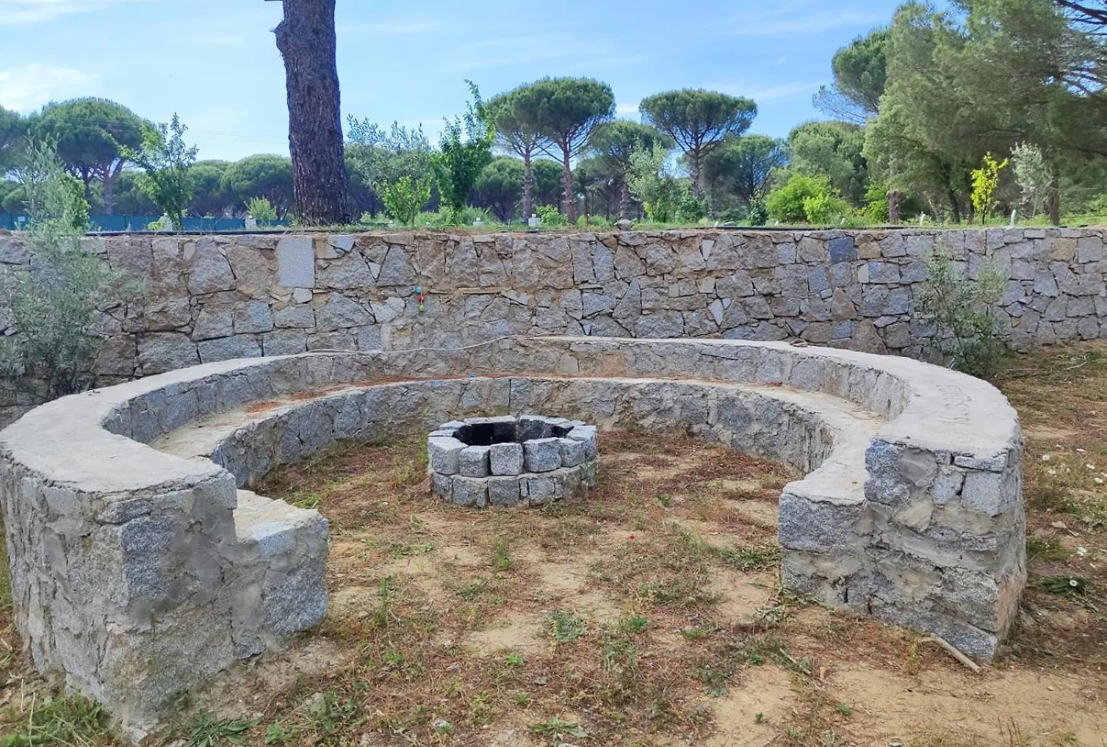 Badece Farm Yellow House Bergama